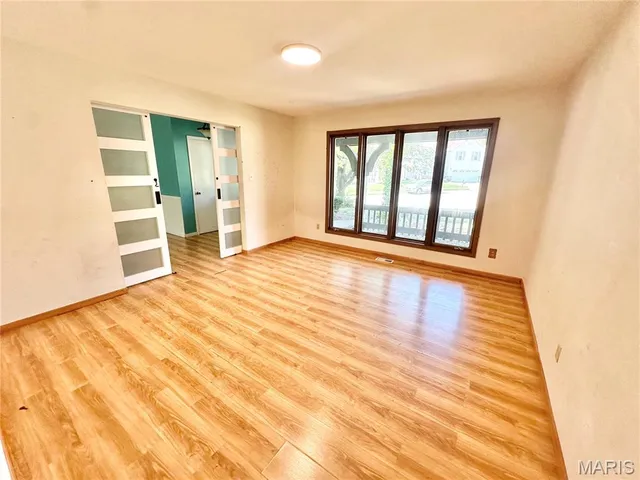 $285,000 | 12 Miraclair Drive, Florissant, MO 63031