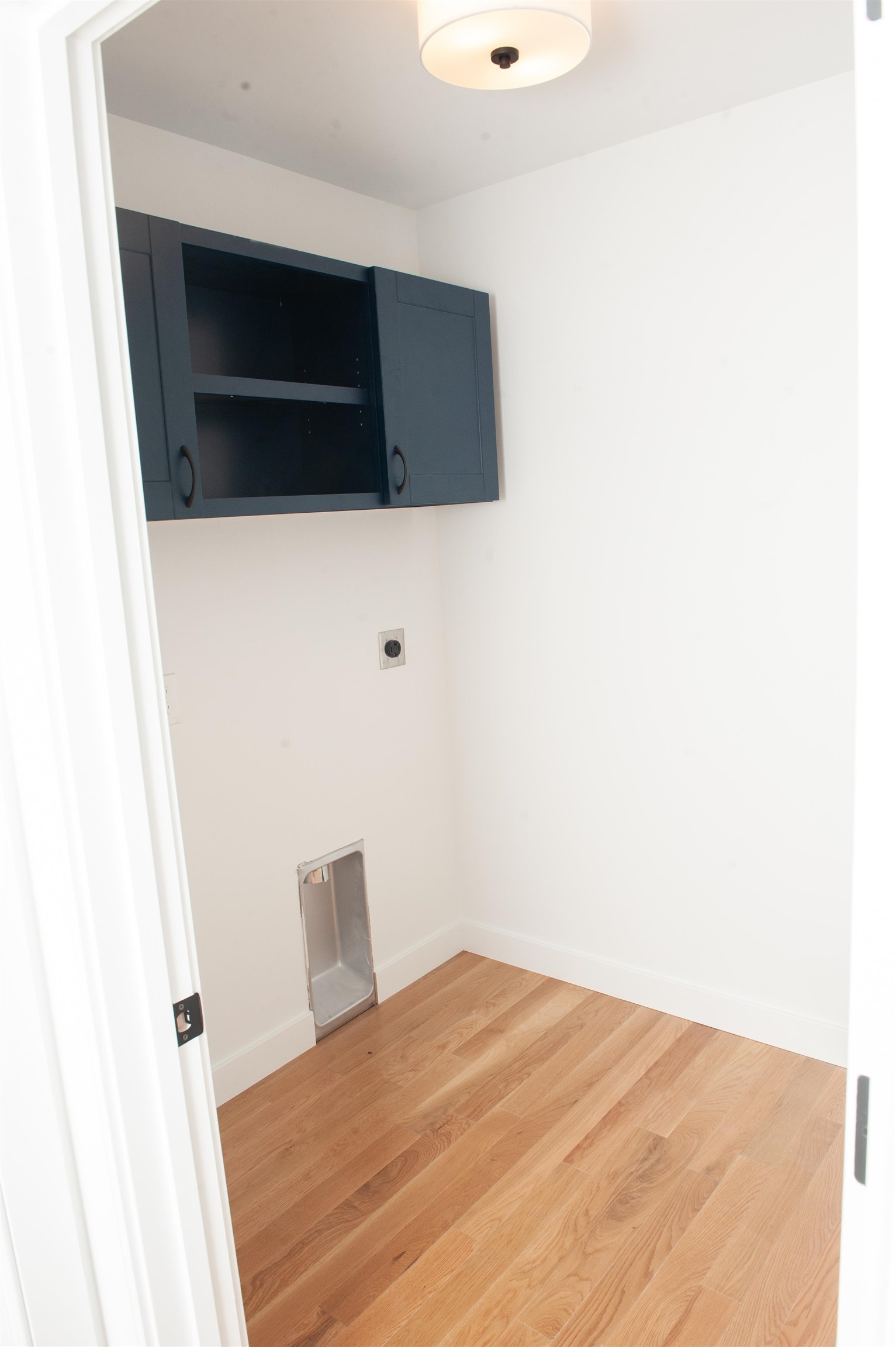 27 Mt Pleasant Street, Unit L Derry, NH 03038 - Photo 23 of 40