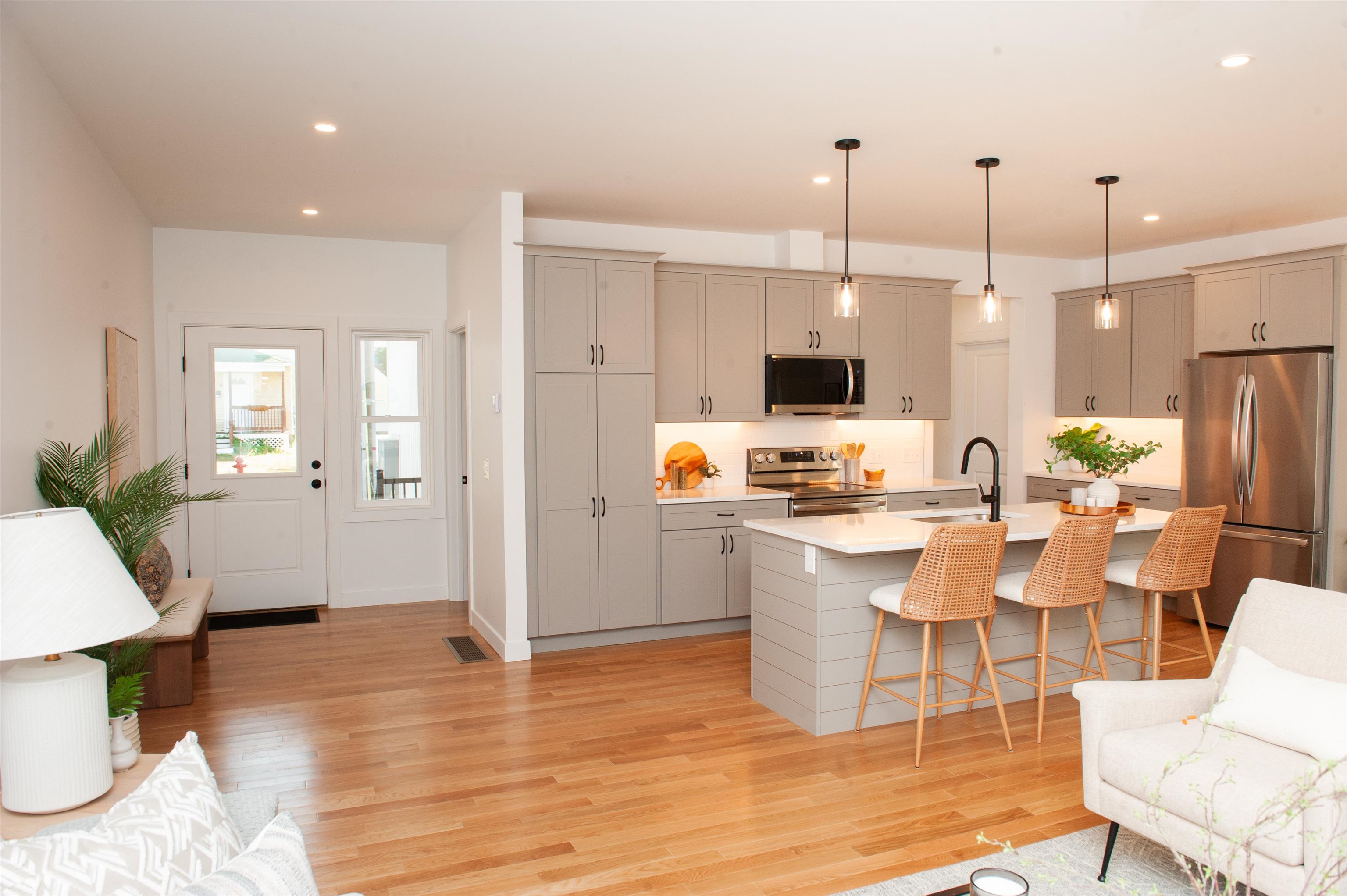 27 Mt Pleasant Street, Unit L Derry, NH 03038 - Photo 10 of 40