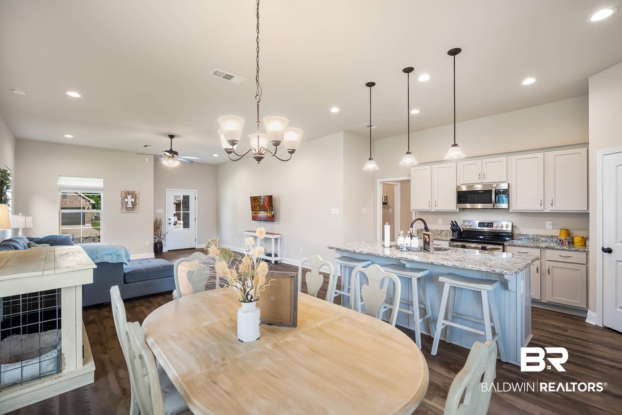 918 Gibson Court Foley, AL 36535 - Photo 7 of 23 Dining Space