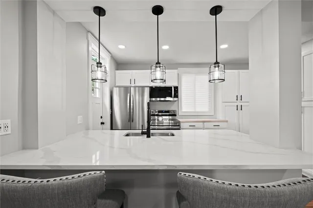 $389,857 | 306 Lewis Street, Edgerton, MO 64444