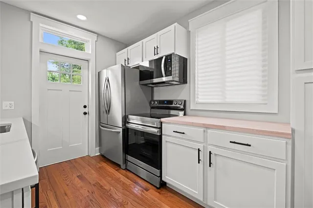 $389,857 | 306 Lewis Street, Edgerton, MO 64444