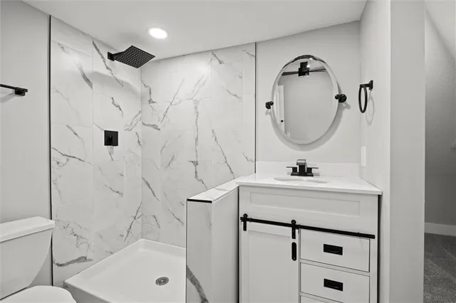 $389,857 | 306 Lewis Street, Edgerton, MO 64444