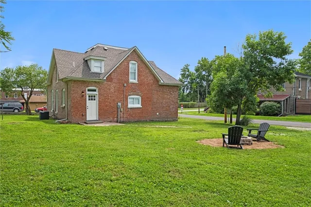 $389,857 | 306 Lewis Street, Edgerton, MO 64444