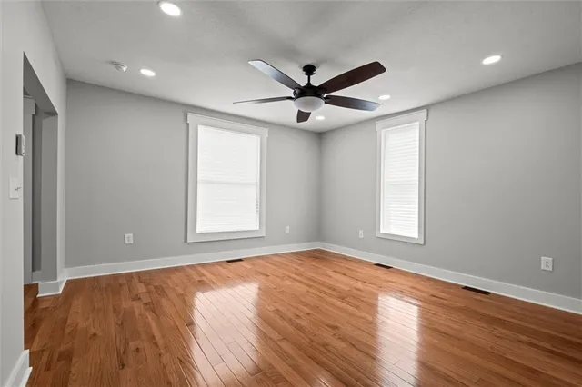 $389,857 | 306 Lewis Street, Edgerton, MO 64444