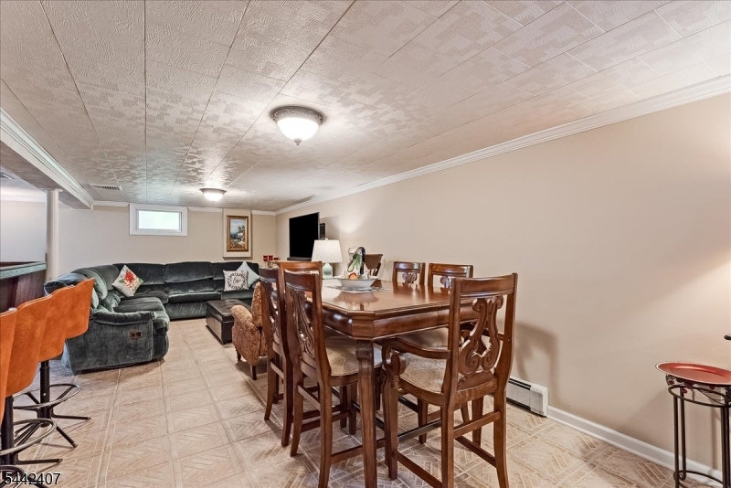 8 Alyson Drive Fairfield, NJ 07004 - Photo 18 of 34