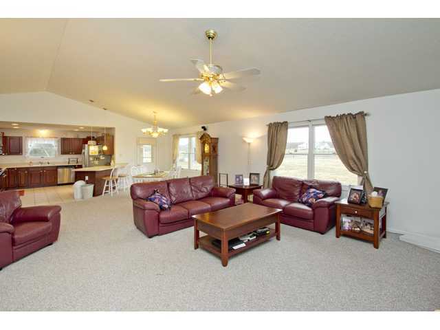 1155 South B & K Road Galena, OH 43021 - Photo 4 of 25