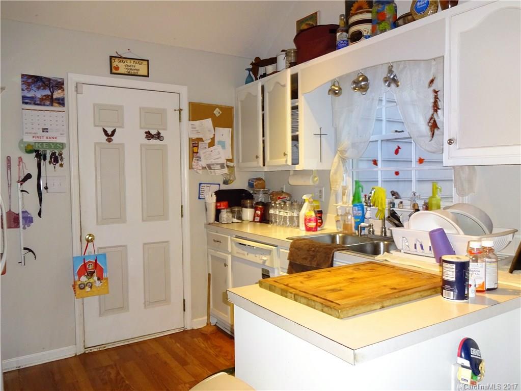 14017 Kedleston Road Huntersville, NC 28078 - Photo 12 of 24 Gallery Image 12