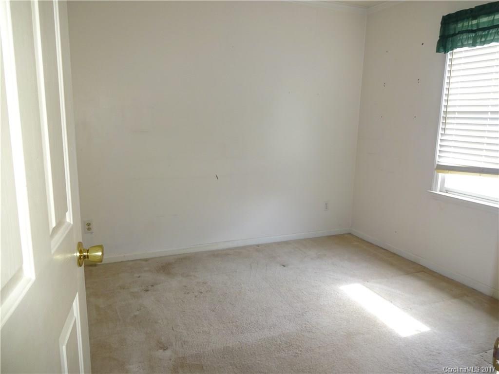 14017 Kedleston Road Huntersville, NC 28078 - Photo 17 of 24 Gallery Image 17
