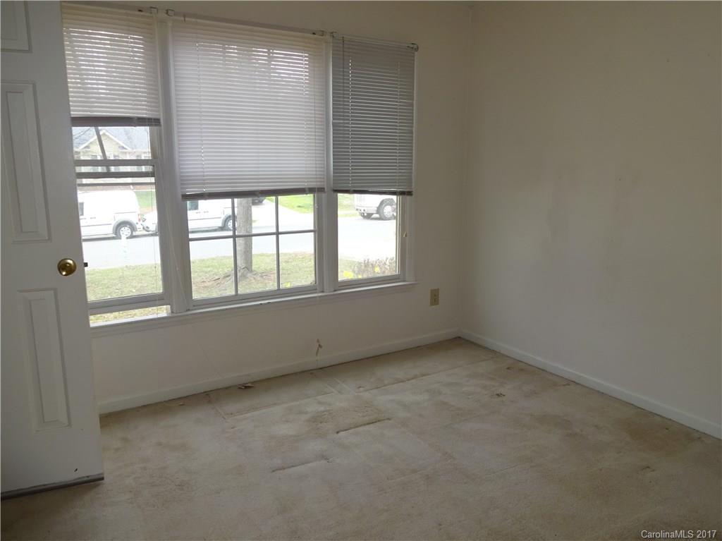 14017 Kedleston Road Huntersville, NC 28078 - Photo 18 of 24 Gallery Image 18