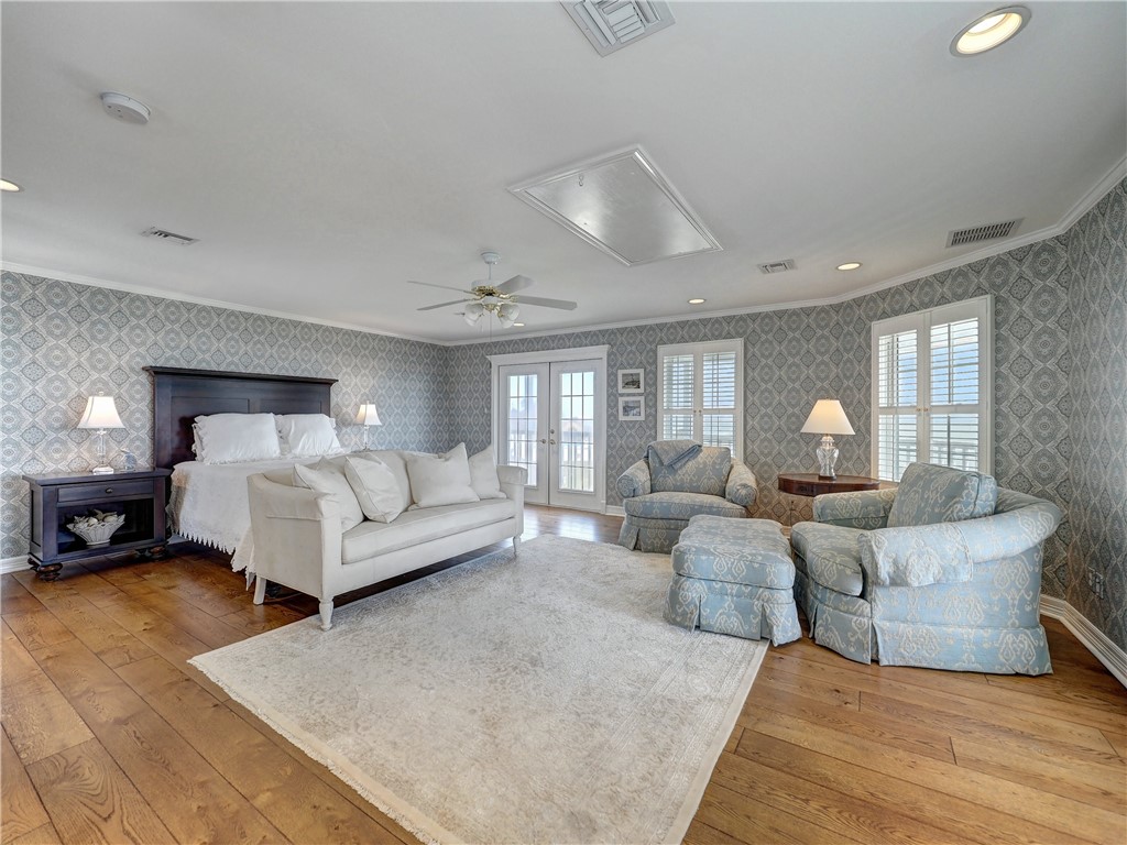 334 Pebble Beach Drive Portland, TX 78374 - Photo 35 of 40 a living room with furniture and a large window