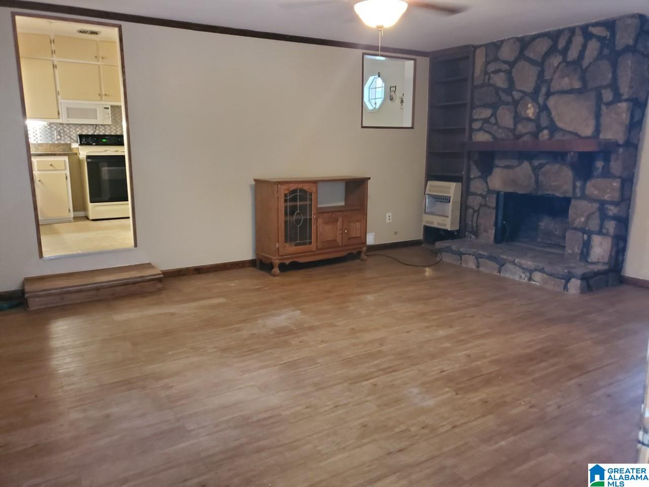437 17th Terrace Northwest Center Point, AL 35215 - Photo 6 of 23