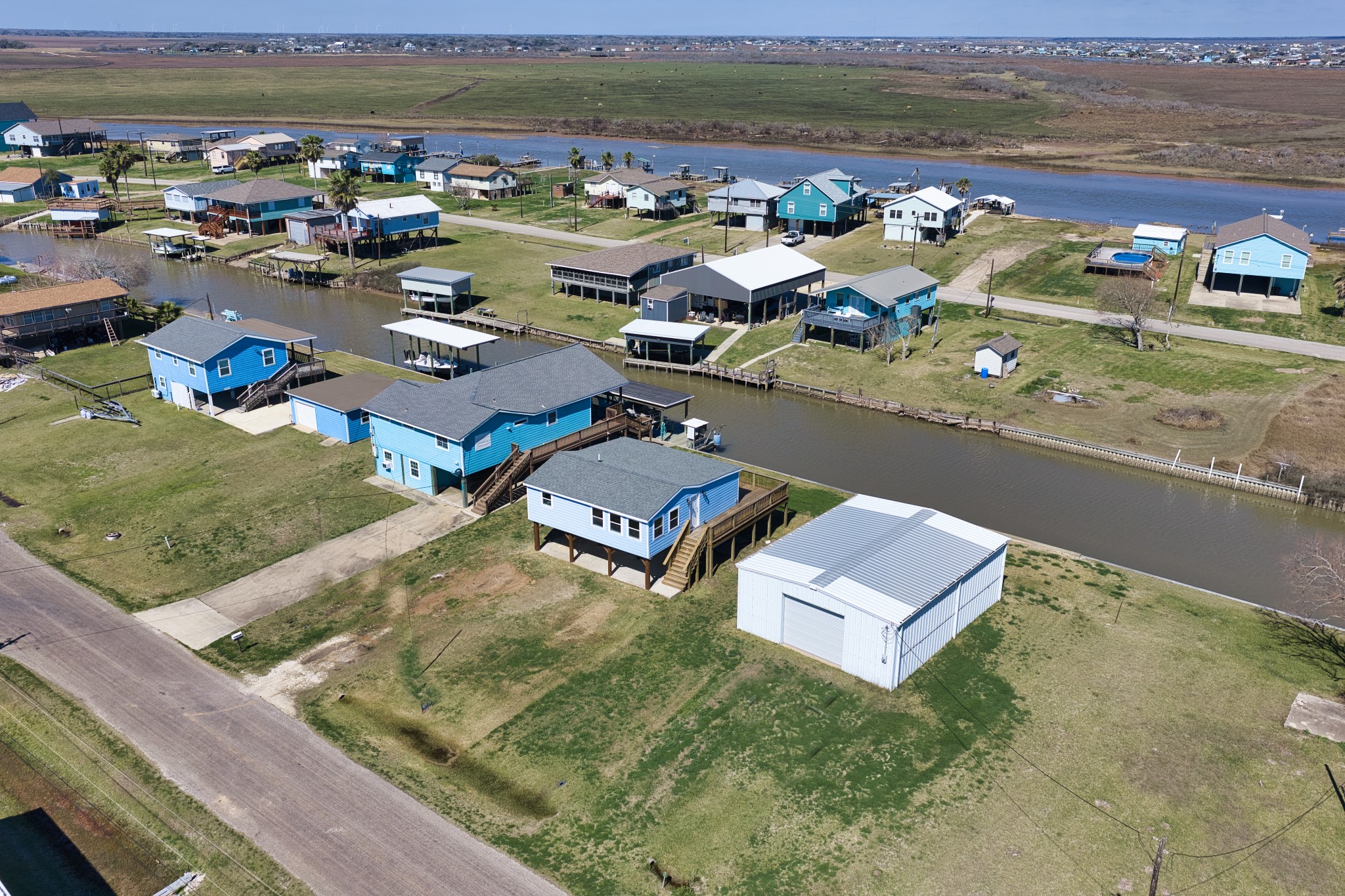 976 County Road 201 Sargent, TX 77414 - Photo 38 of 40