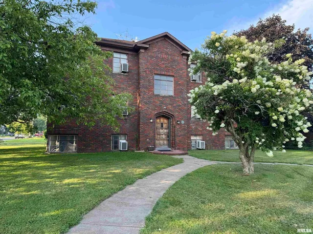 $900 | 405 West Columbia Avenue, Unit 6