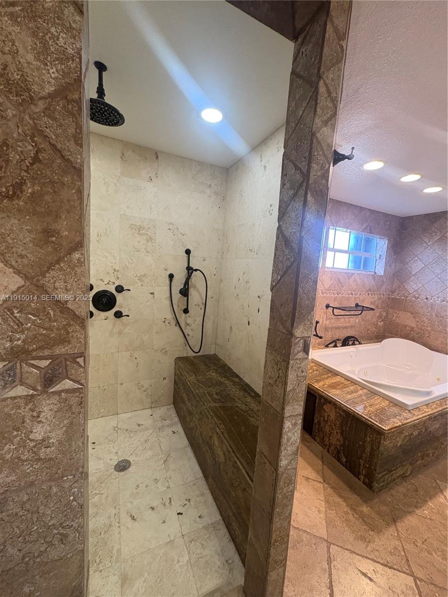 819 East 26th Street Hialeah, FL 33013 - Photo 29 of 49