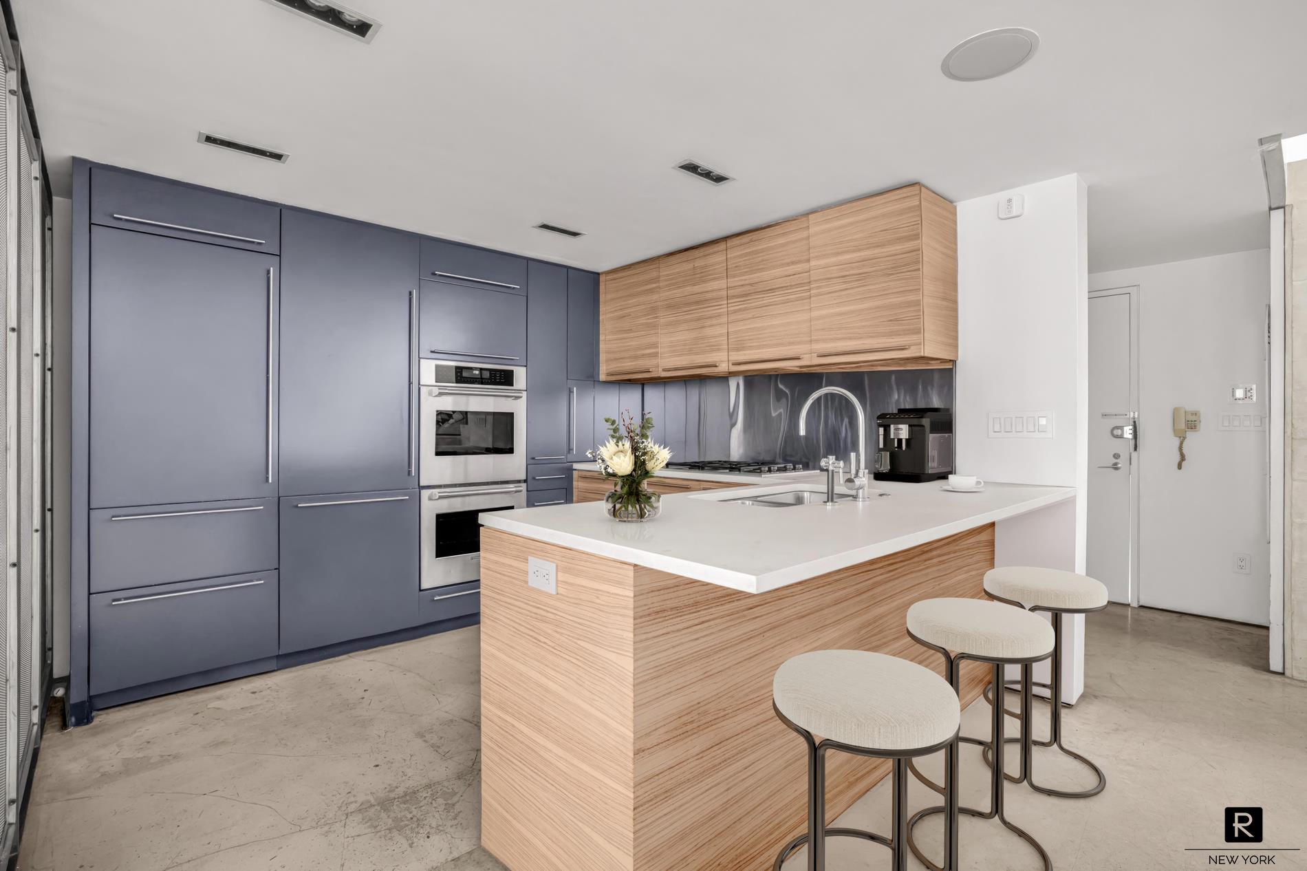 2 South End Avenue, Unit TH7 Manhattan, NY 10280 - Photo 4 of 17