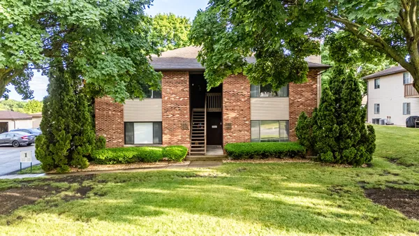 $225,000 | 1083 Kane Street, Unit 1083, South Elgin, IL 60177