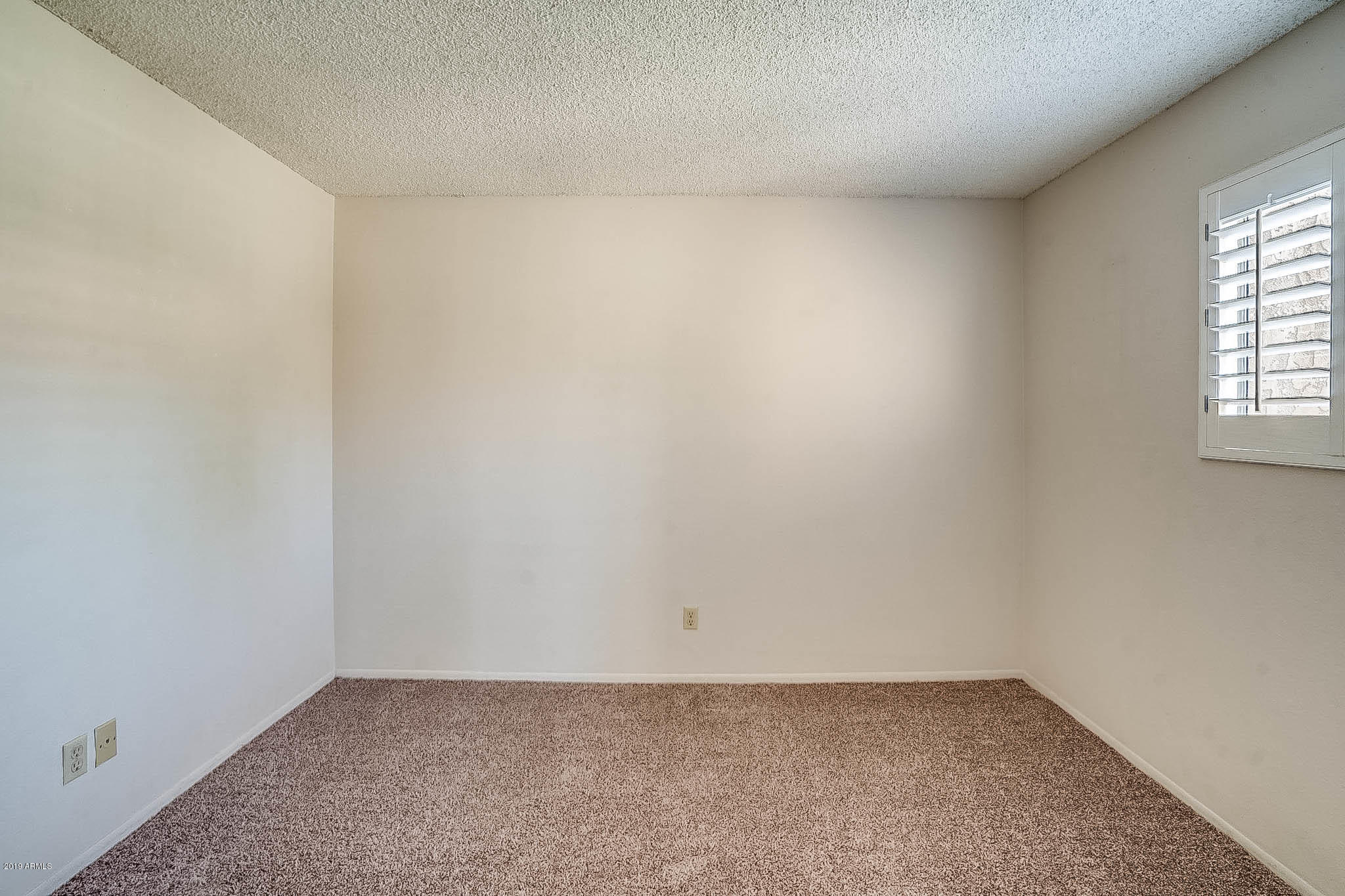 5525 East Thomas Road, Unit R12 Phoenix, AZ 85018 - Photo 12 of 14 photo_12