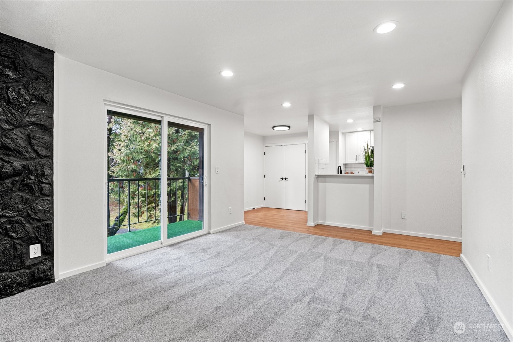 7209 224th Street Southwest, Unit P6 Edmonds, WA 98026 - Photo 11 of 24 Gallery Image 11