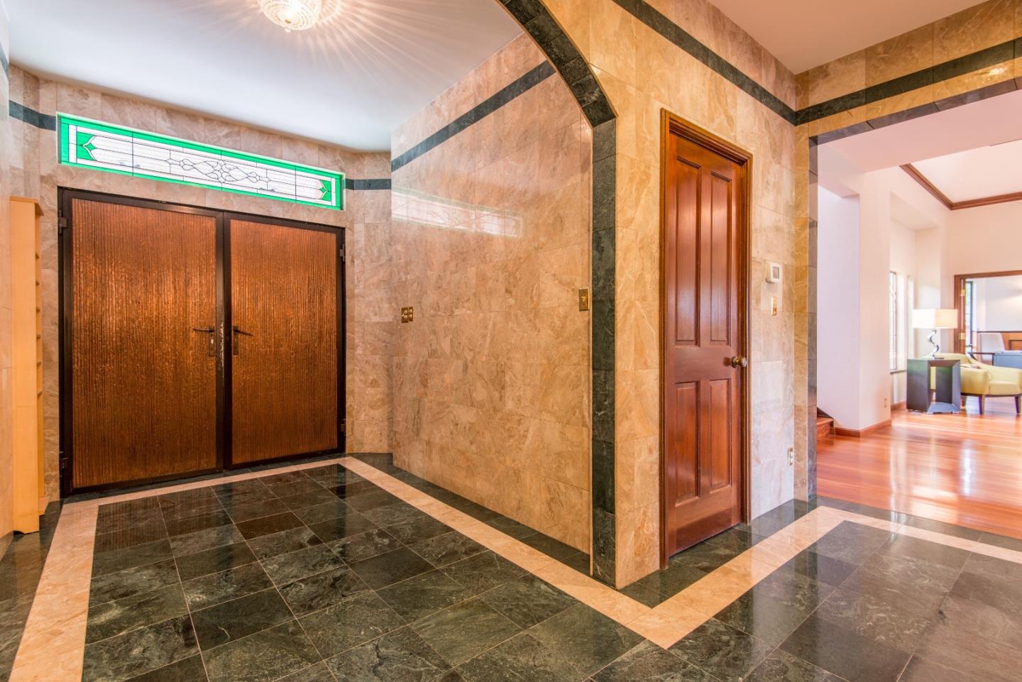 760 Darrell Road Hillsborough, CA 94010 - Photo 3 of 35