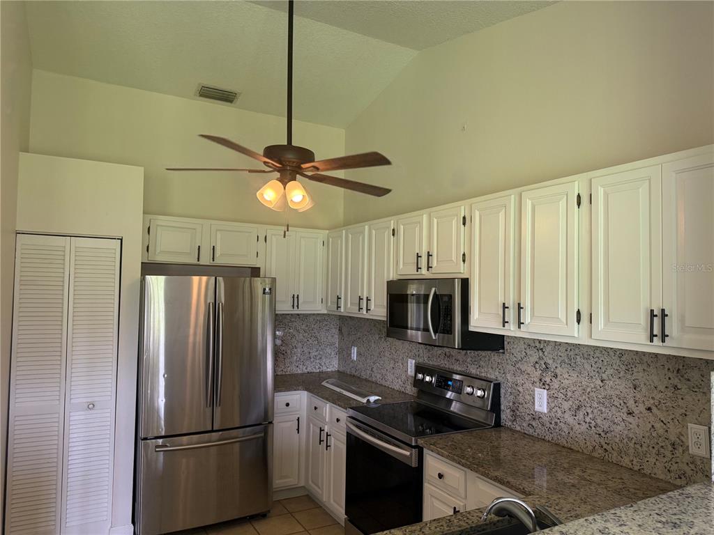 5 Hickory Loop Ocala, FL 34472 - Photo 10 of 32