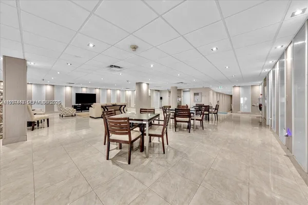 $624,900 | 3111 North Ocean Drive, Unit 904, Hollywood, FL 33019
