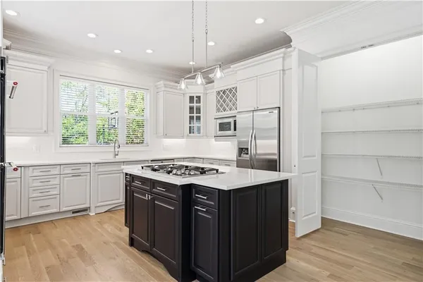 $6,500 | 6740 Castleton Drive Northwest, Sandy Springs, GA 30328