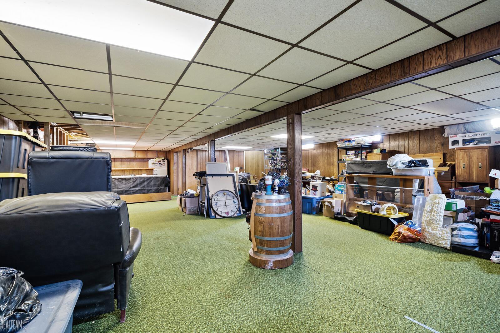 51741 Romeo Plank Road Macomb, MI 48042 - Photo 33 of 52 50116019-33.JPG