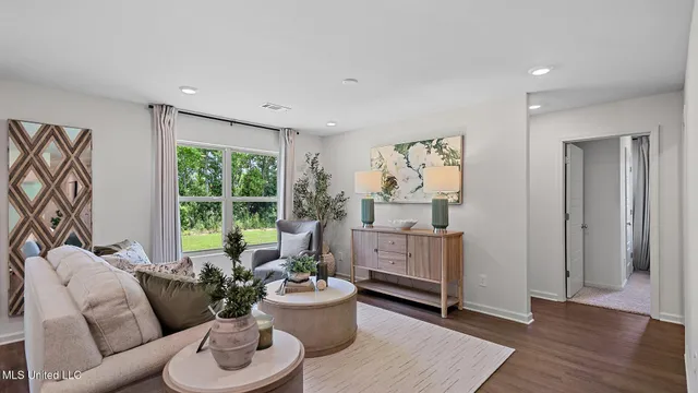 $219,900 | 5019 Fox Glen Drive, Jackson, MS 39212