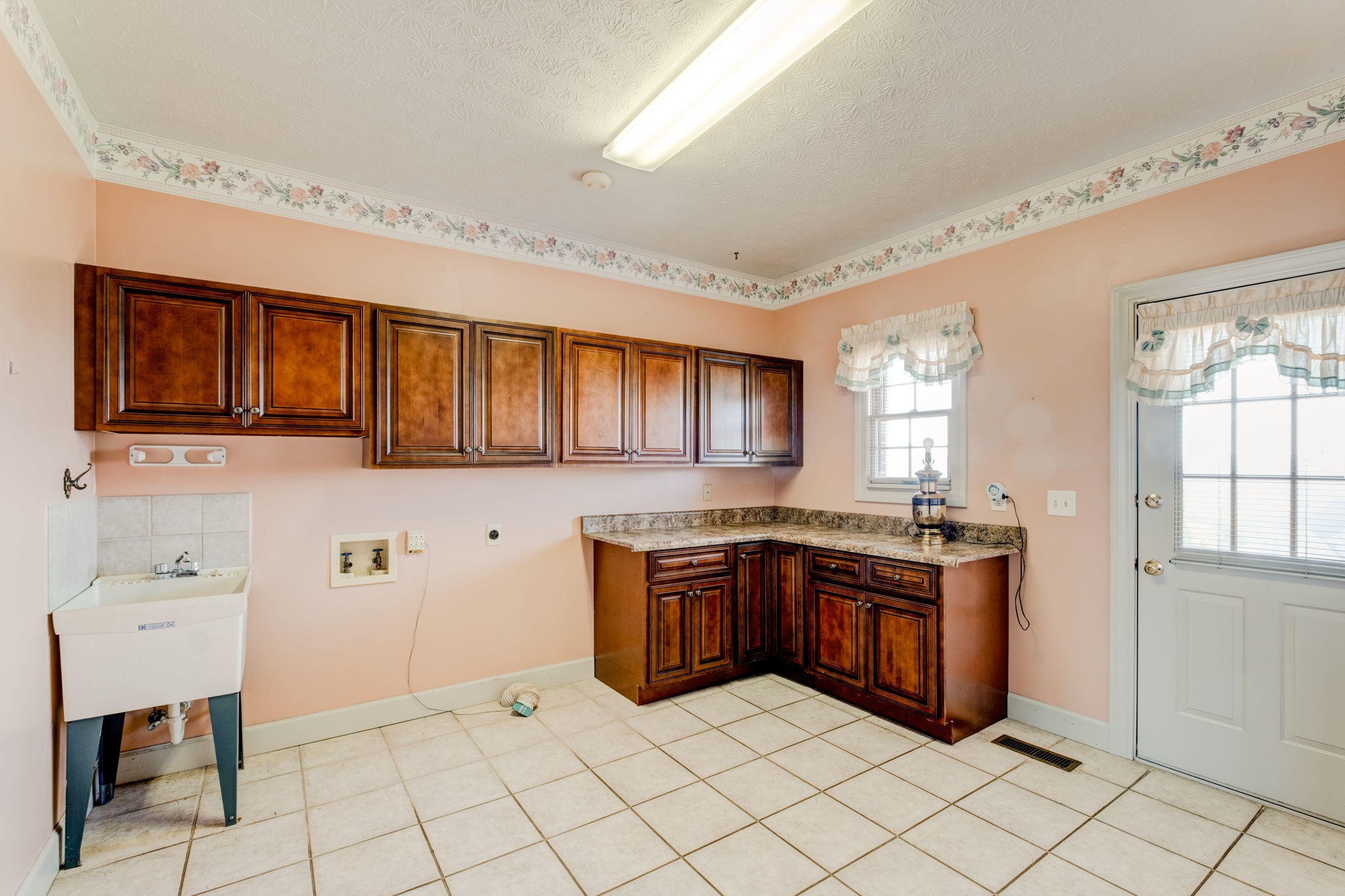 7339 Ridgeview Road Corryton, TN 37721 - Photo 11 of 31