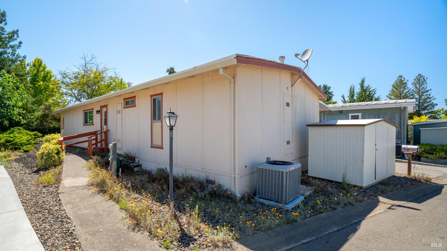 48 Shadyleaf Court Santa Rosa, CA 95409 - Photo 3 of 25