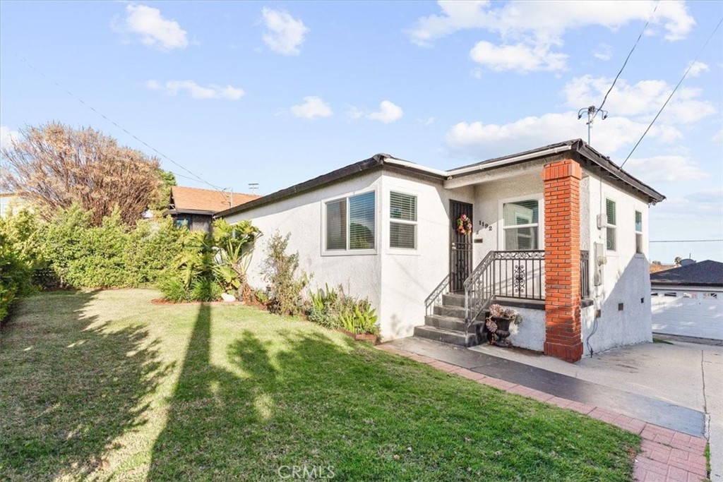 1192 Stringer Avenue Los Angeles, CA 90063 - Photo 1 of 18