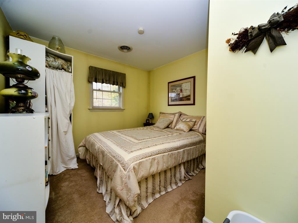 306 Grant Road Reinholds, PA 17569 - Photo 12 of 25 Gallery Image 12