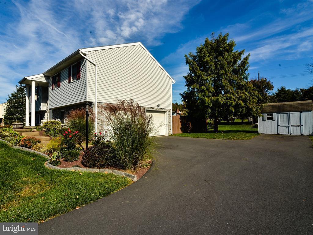 306 Grant Road Reinholds, PA 17569 - Photo 23 of 25 Gallery Image 23