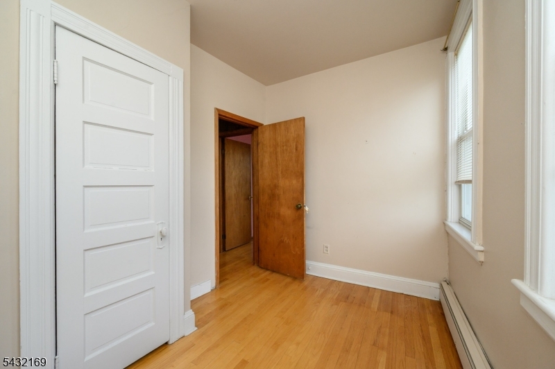 1120 Madison Hill Road Clark, NJ 07066 - Photo 29 of 49