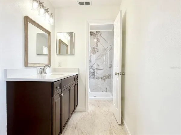 $2,345 | 6636 Pomeroy Circle, Orlando, FL 32810