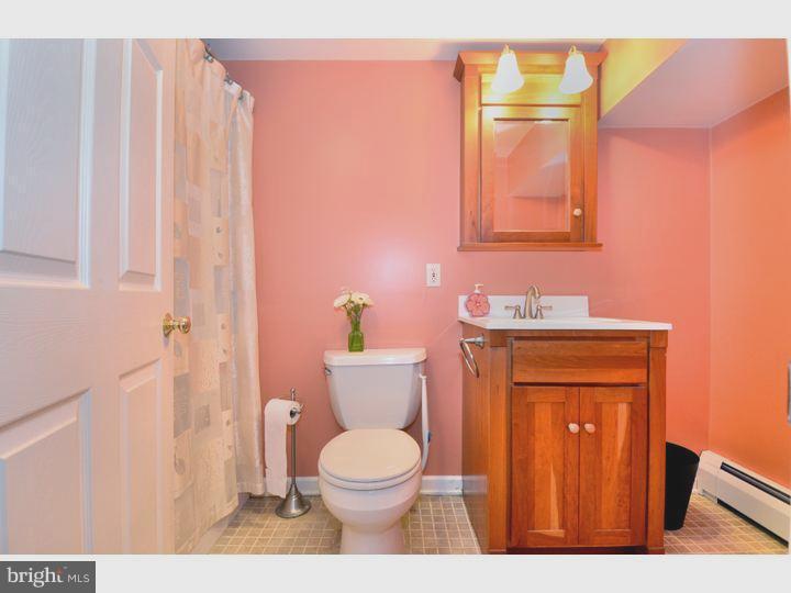 532 Pugh Road Wayne, PA 19087 - Photo 22 of 25 Bathroom
