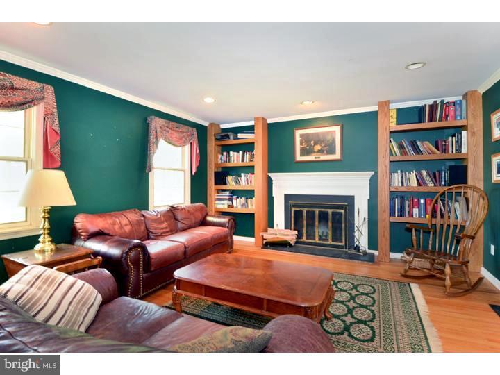 532 Pugh Road Wayne, PA 19087 - Photo 5 of 25
