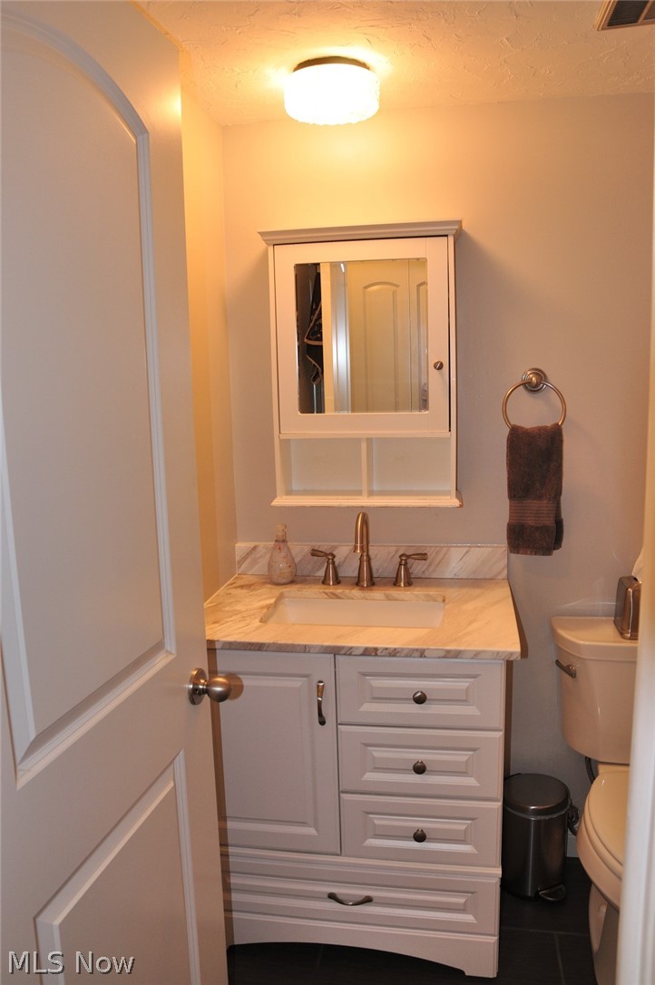 22555 Center Ridge Road, Unit 405 Rocky River, OH 44116 - Photo 19 of 28 Gallery Image 19