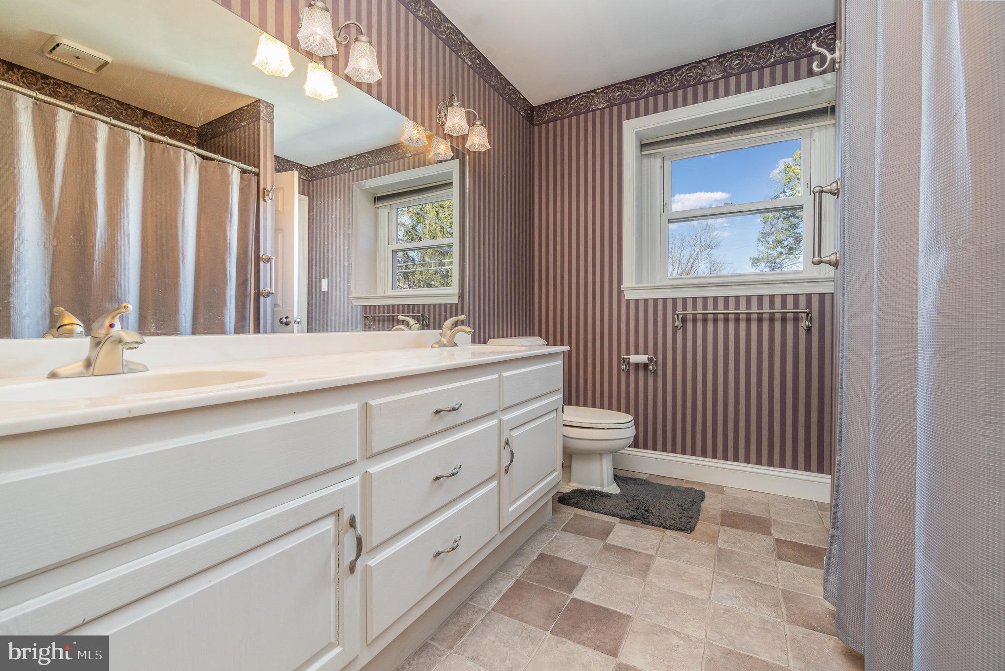 63 Logging Road Leola, PA 17540 - Photo 11 of 27 Main bathroom