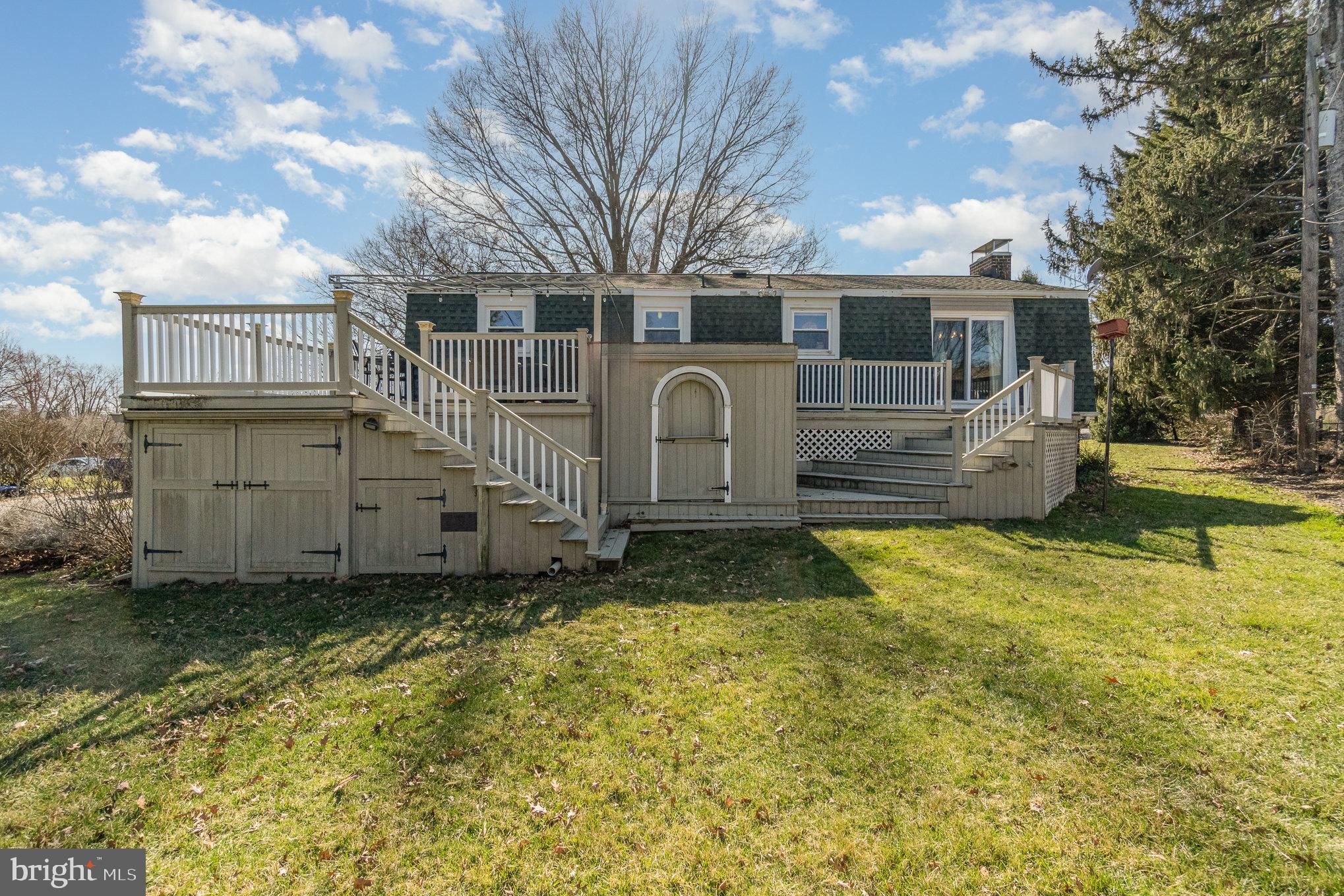 63 Logging Road Leola, PA 17540 - Photo 25 of 27 Tons of storage