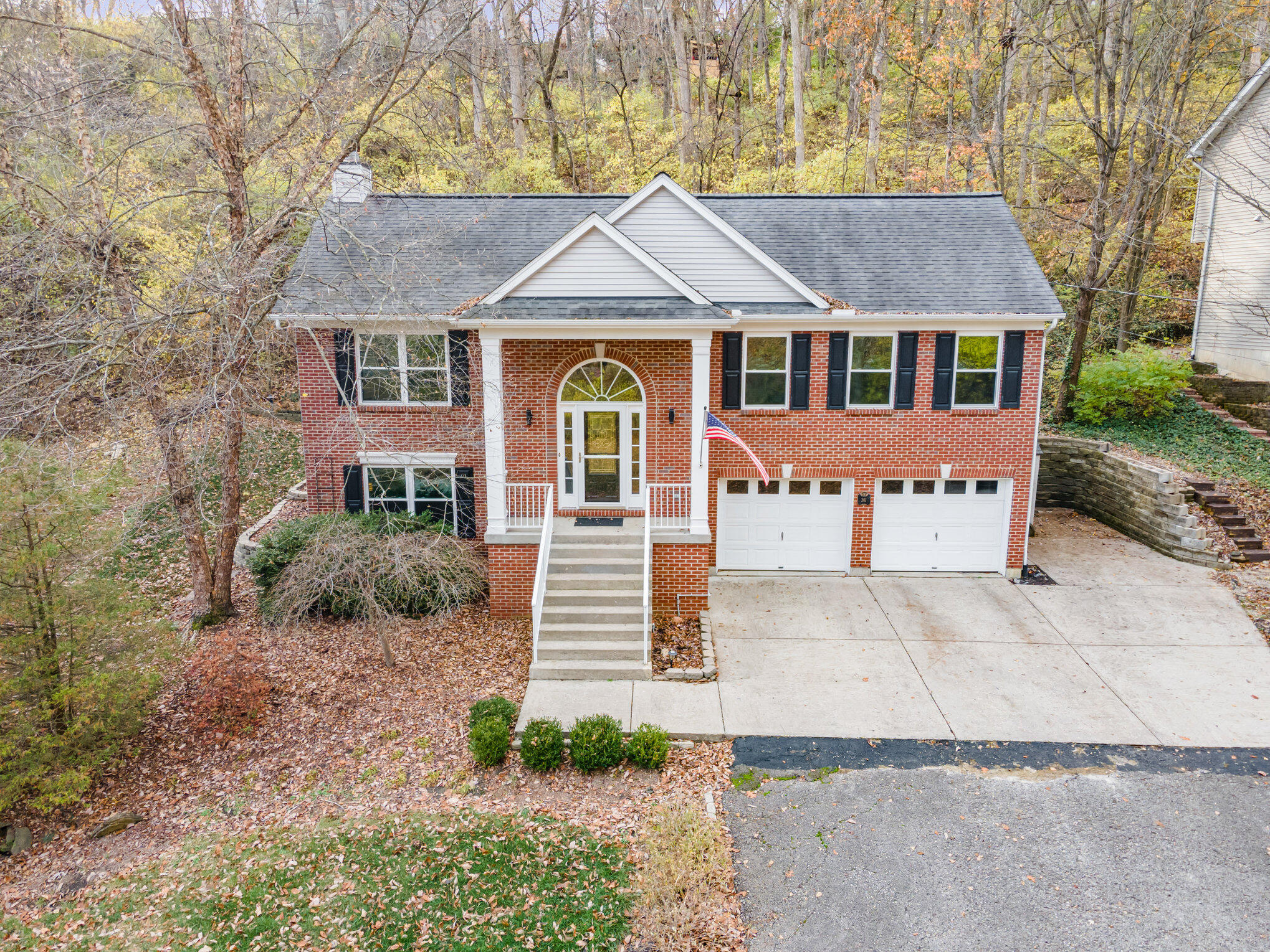 361 River Road Fort Thomas, KY 41075 - Photo 3 of 28