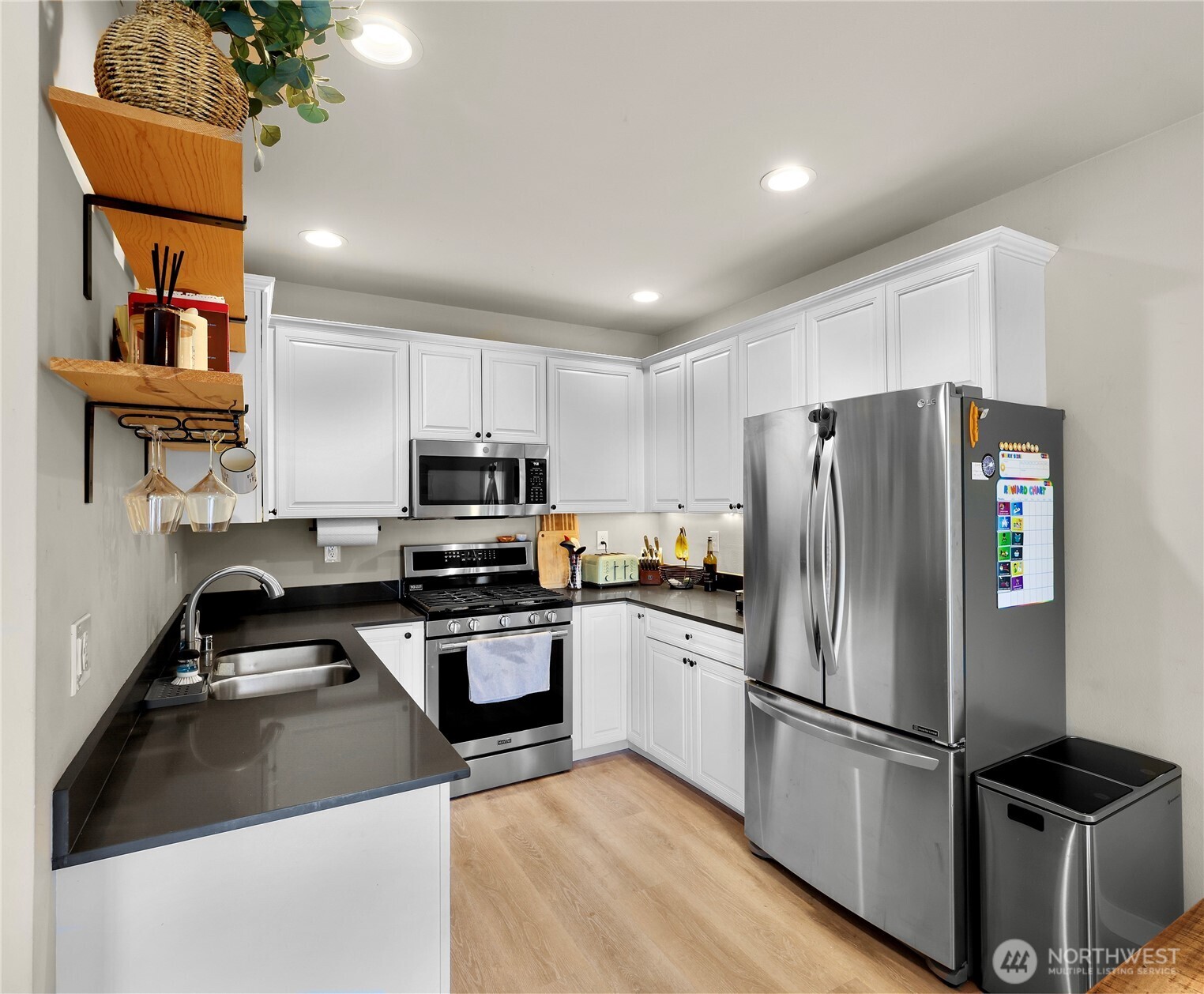 1911 Southwest Cooper Way Oak Harbor, WA 98277 - Photo 9 of 23