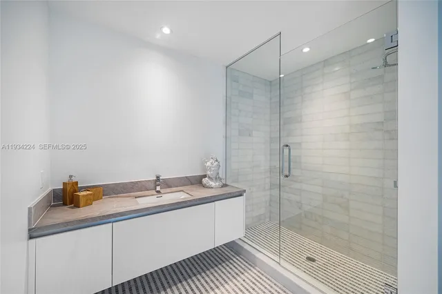 $17,000 | Edgewater, Miami, FL 33137