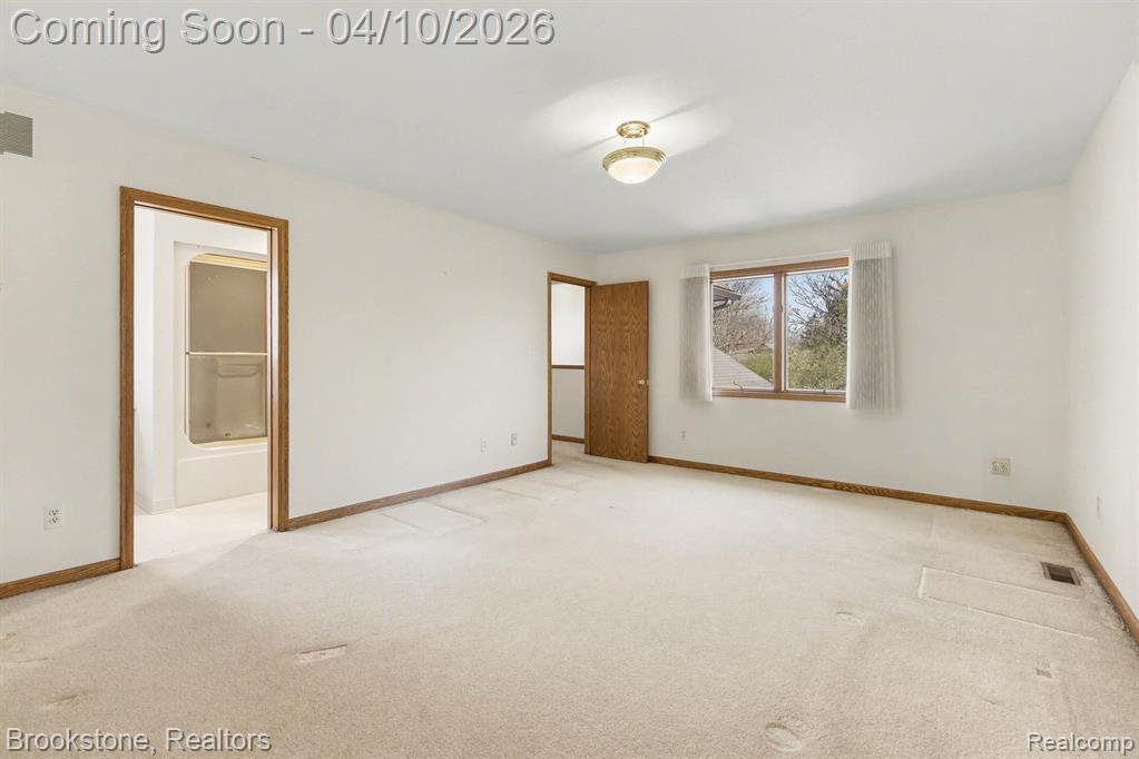3376 Rivers Edge Drive Wayne, MI 48184 - Photo 17 of 40