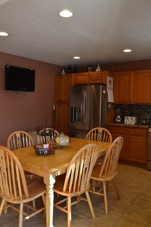 5 Salem Street Fall River, MA 02721 - Photo 7 of 21 Gallery Image 7