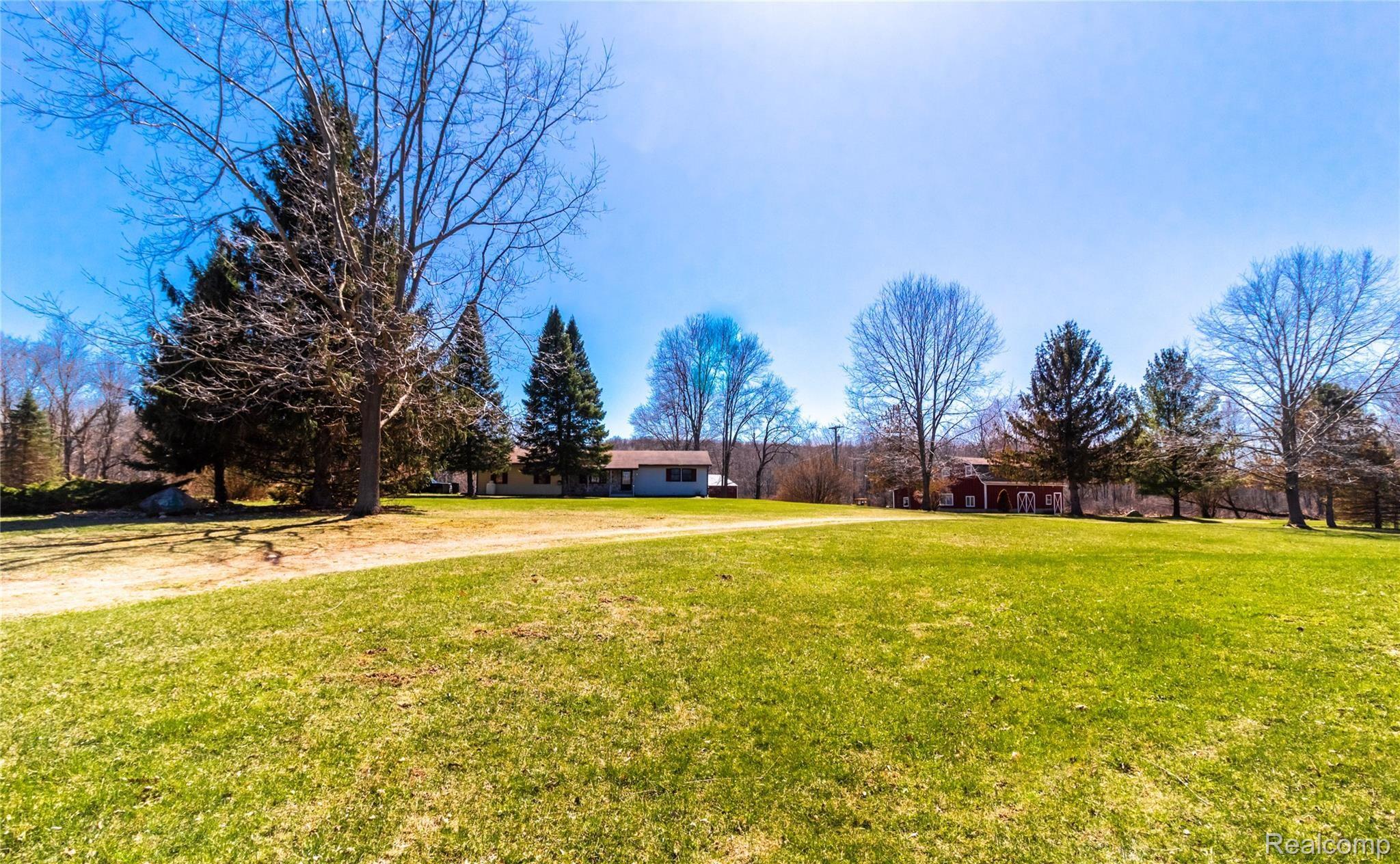 4826 Sutton Road Dryden, MI 48428 - Photo 3 of 95 Front (3).jpg