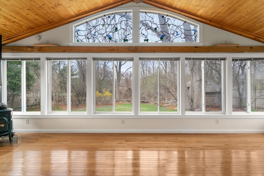 15 Martindale Road Randolph, MA 02368 - Photo 3 of 36