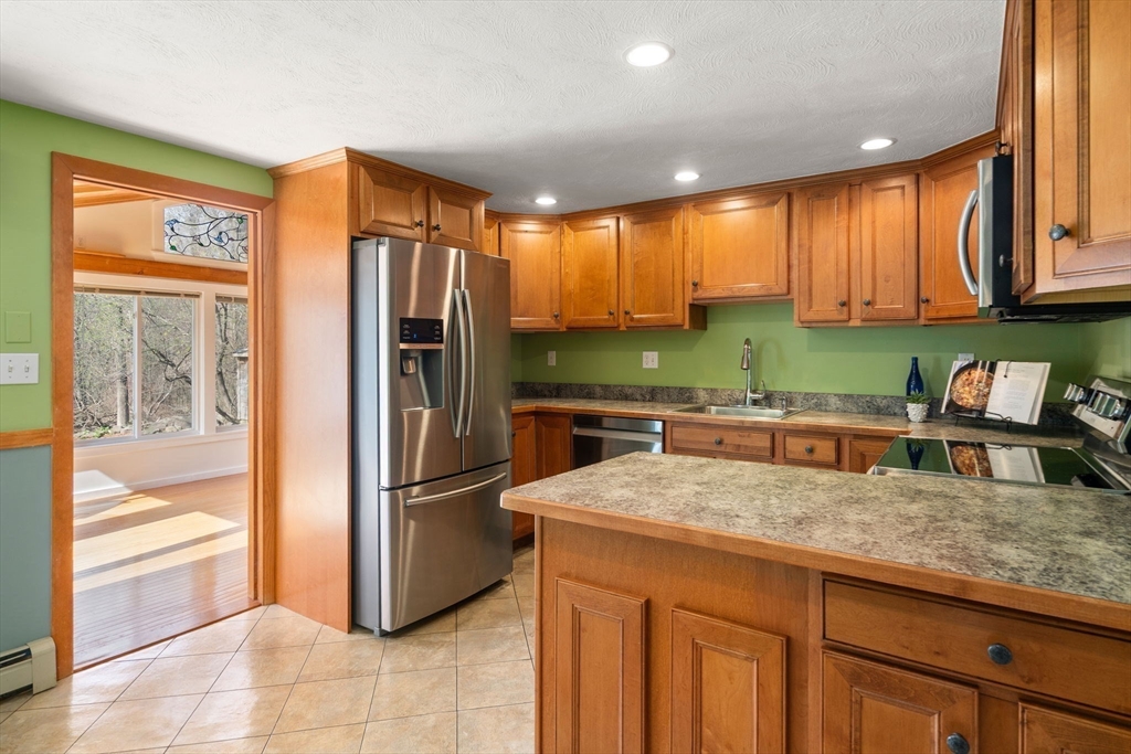 15 Martindale Road Randolph, MA 02368 - Photo 10 of 36