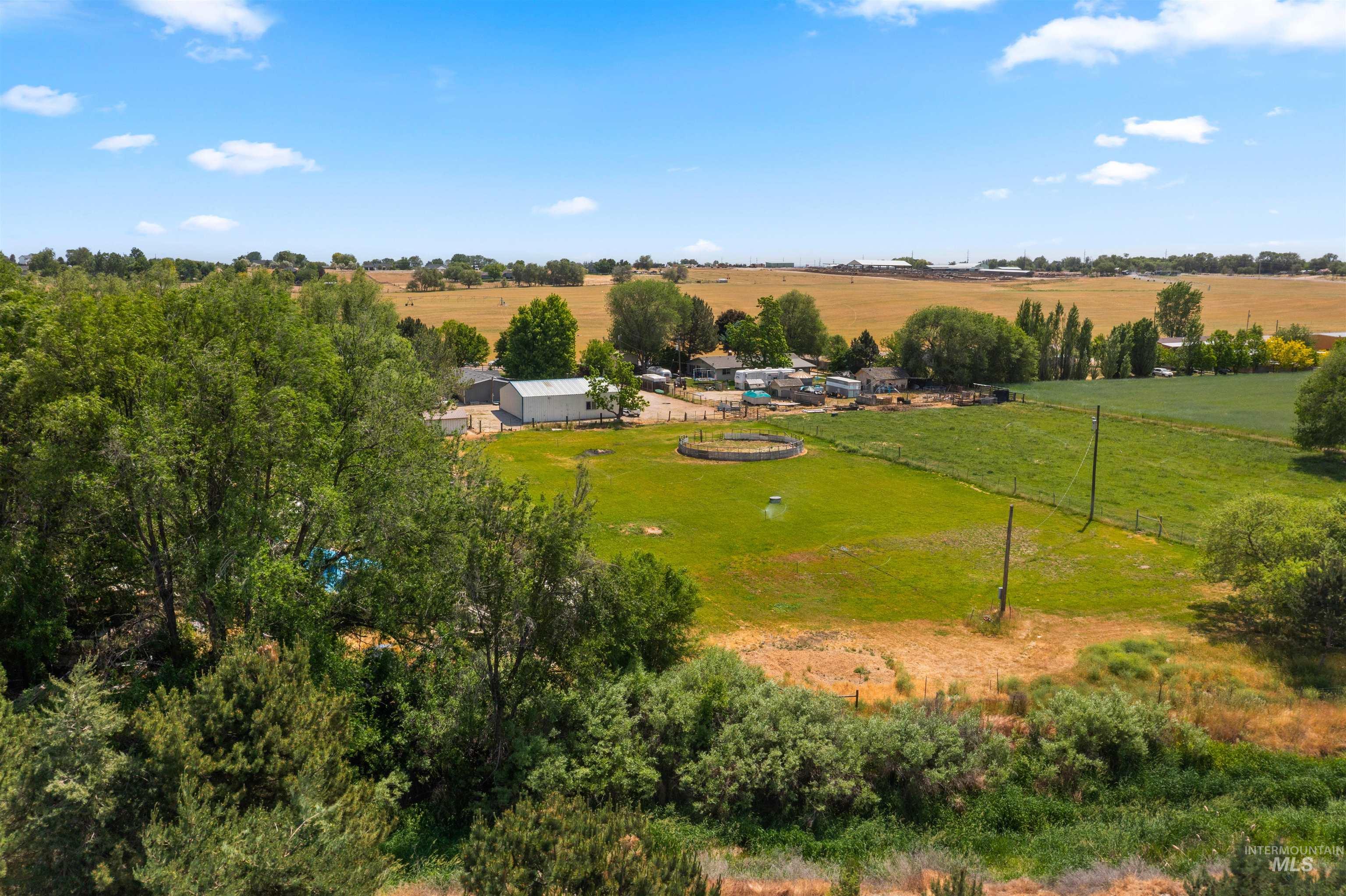 24413 Freezeout Road Caldwell, ID 83607 - Photo 6 of 48